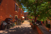 Gasse in Roussillon